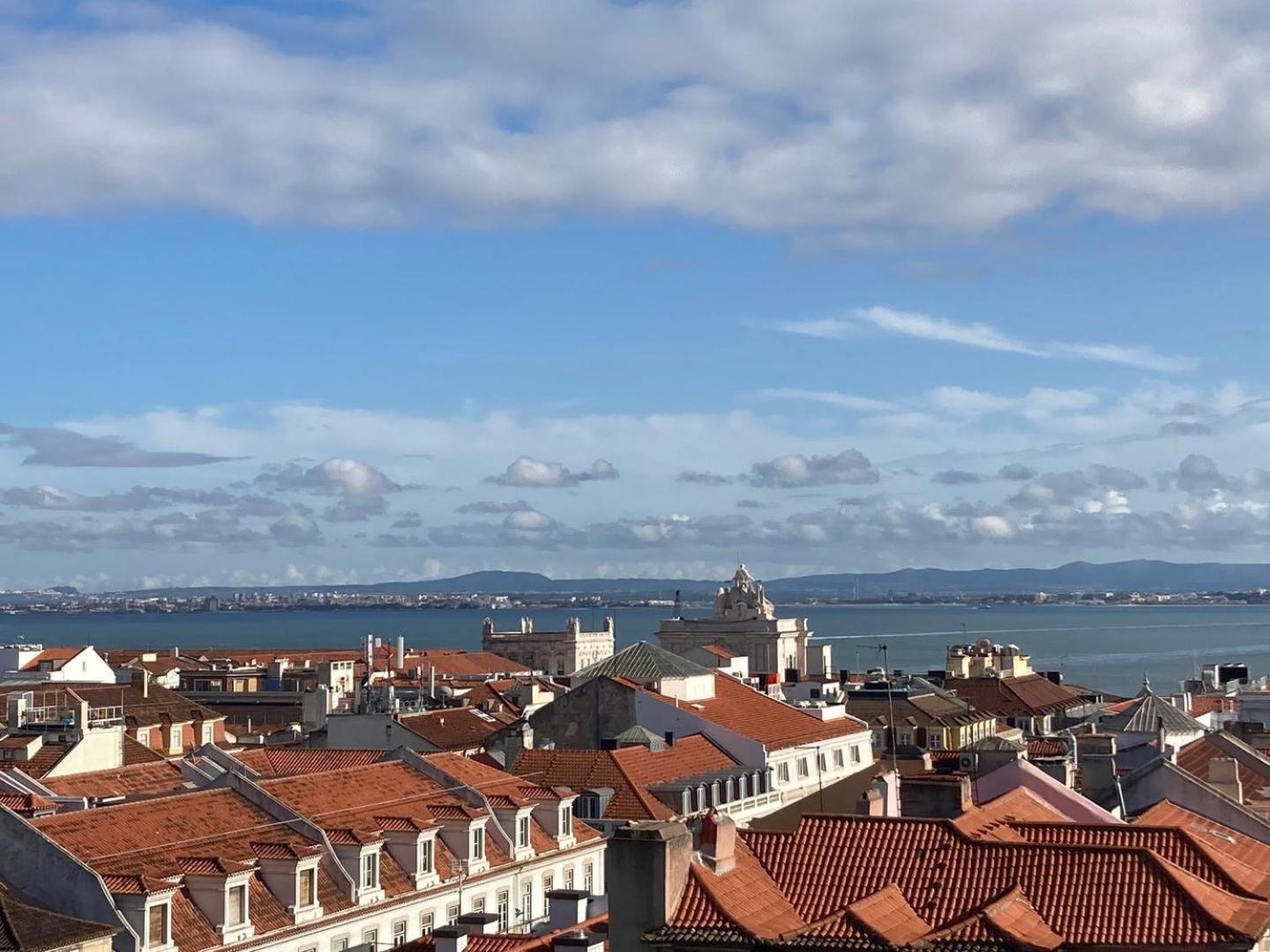 Appartement Guestready - Rare Terrace Apt, Historic Center à Lisboa Extérieur photo
